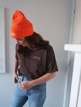 Load image into Gallery viewer, "COMMON LOVE" TEE (Cream on Taupe Brown)