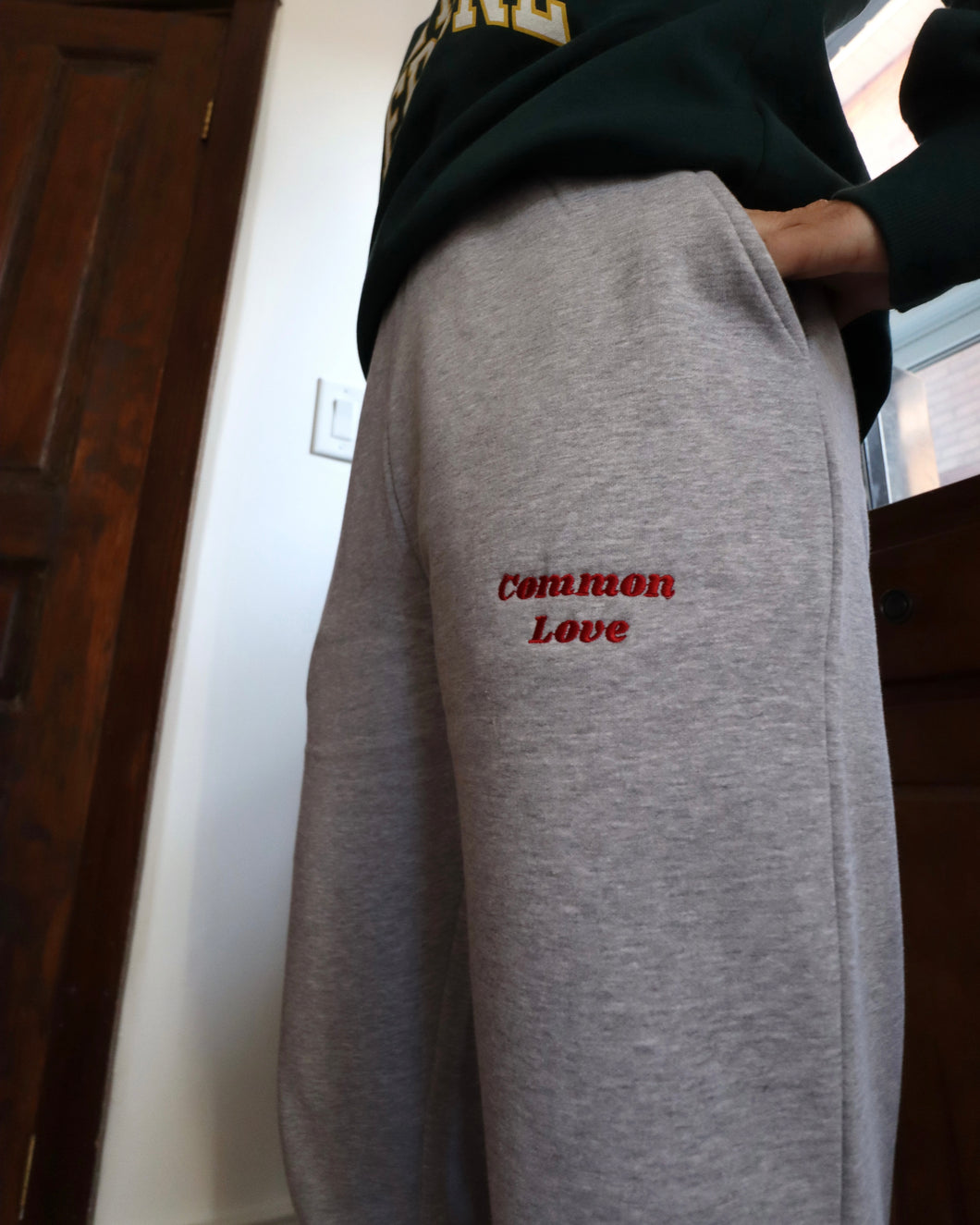 COMMON LOVE SWEATPANTS (Grey/Embroidered Logo)